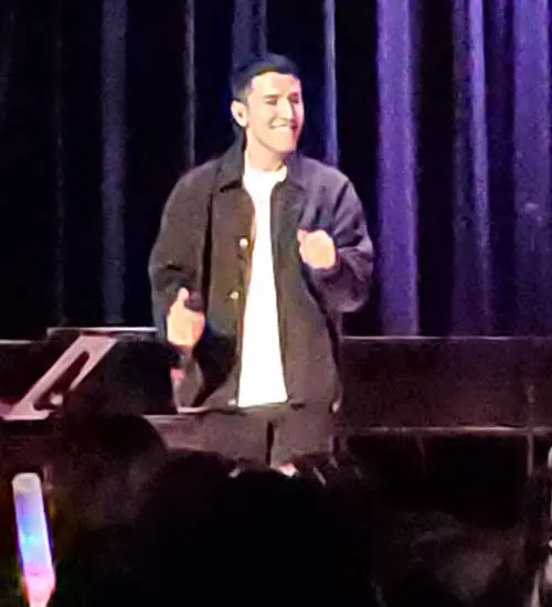Harel Skaat on stage, April 30, 2023